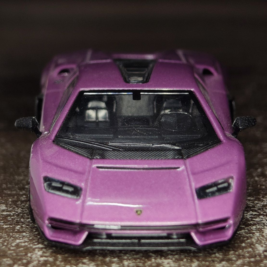 Lamborghini Countach LPI 800-4 Viola 30th - Mini GT - Image 9