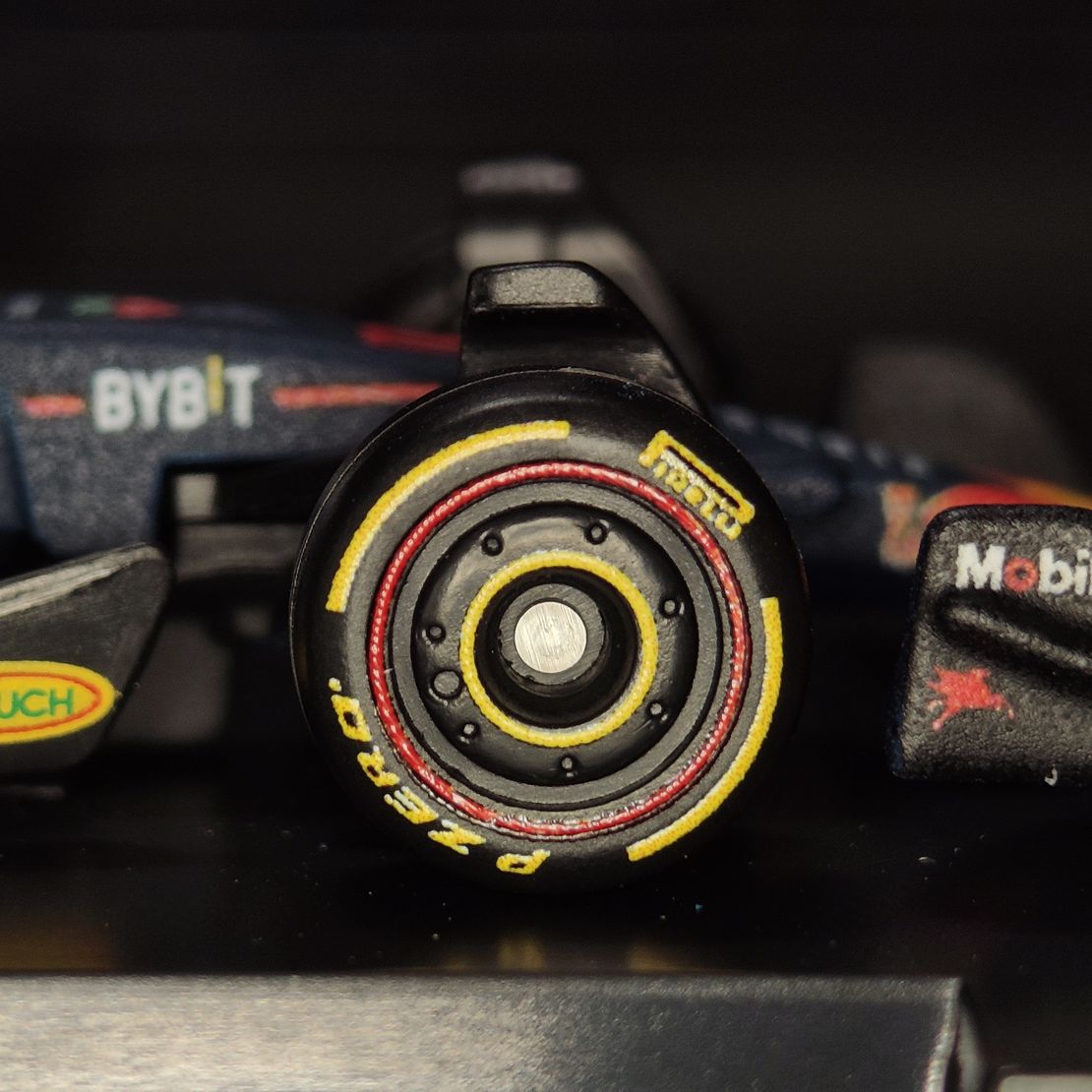 Oracle Red Bull Racing RB20 #11 - Sergio Perez - Image 6